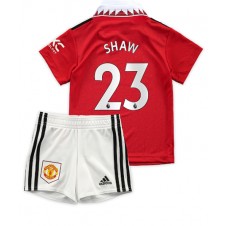 Manchester United Luke Shaw #23 Hjemmedraktsett Barn 2022-23 Kortermet (+ korte bukser)
